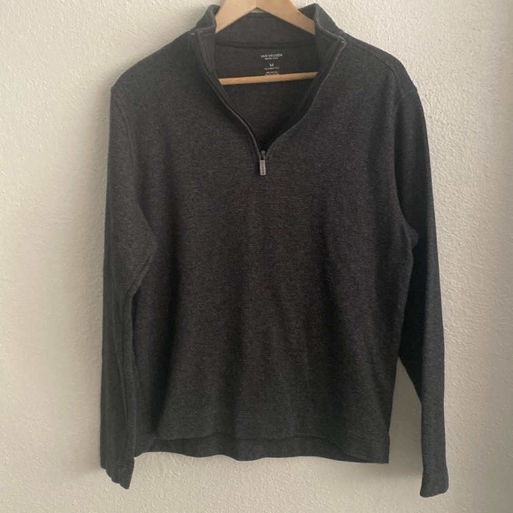 Van Heusen pull over